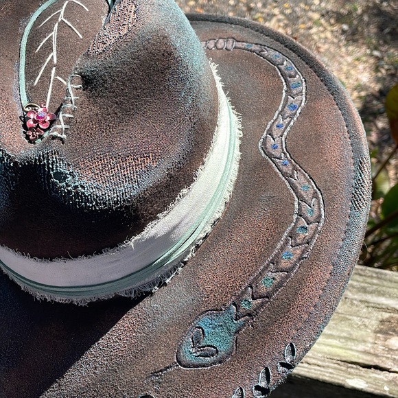 Custom Snake Theme Western/Cowboy Hat - Picture 2 of 9